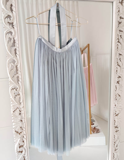 constant_love_tullrock_schwanger_babybauch_schwangerschaft_umstandsmode_brautkleid_hochzeit_gast_standesamt_pastellblau_its_a_boy_gender_reveal