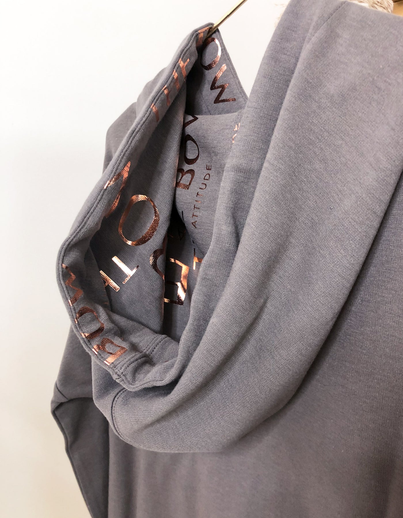 thebowattitude_casual_wear_luxury_home_wear_home-office_looks_outfit_set_oceans_pamela_fabletics_reif_apart_made-in-europe_sweatshirt_long_thebow15_1