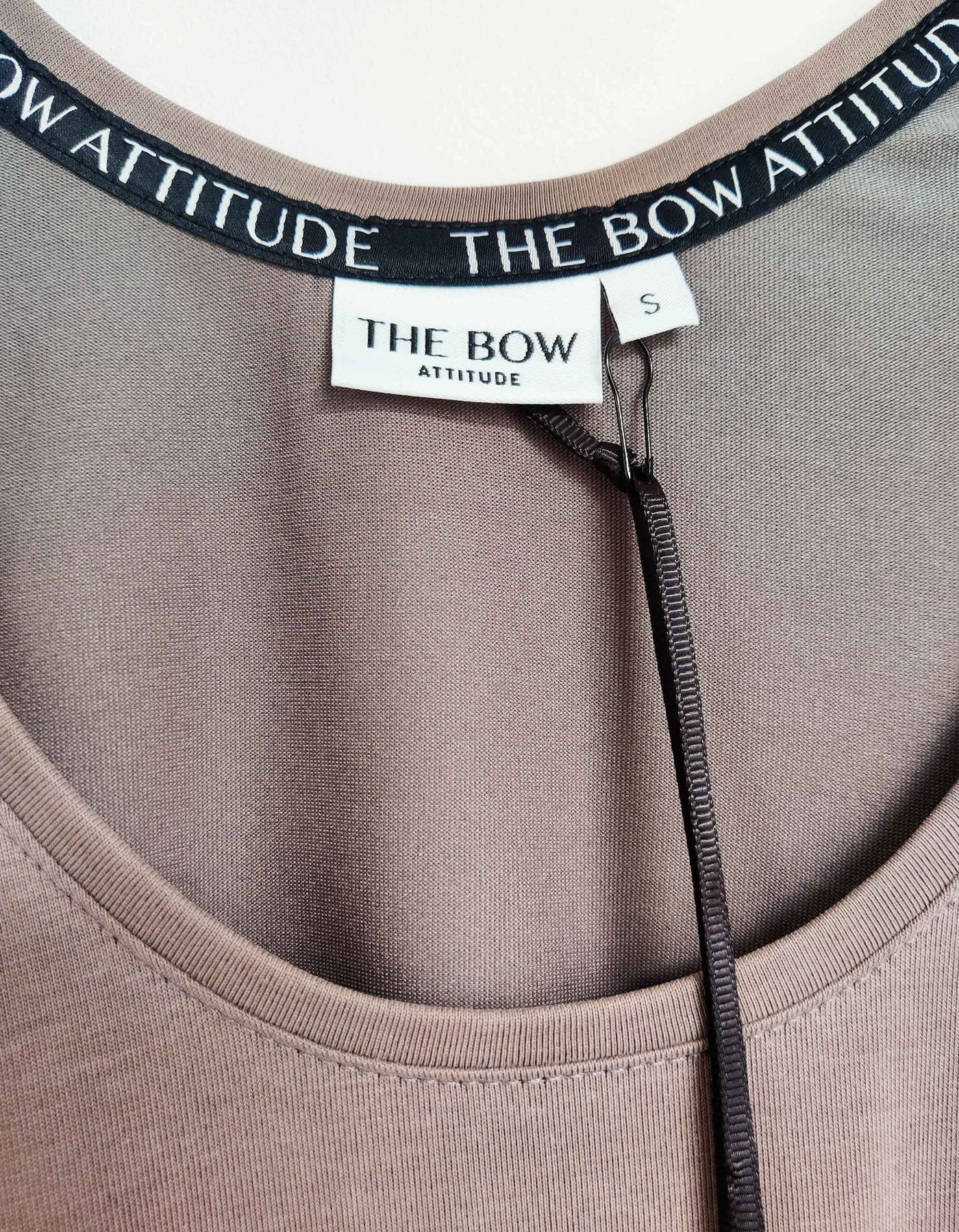 thebowattitude_casual_wear_luxury_home_wear_home-office_looks_outfit_set_oceans_pamela_fabletics_reif_apart_made-in-europe_thebow01-1