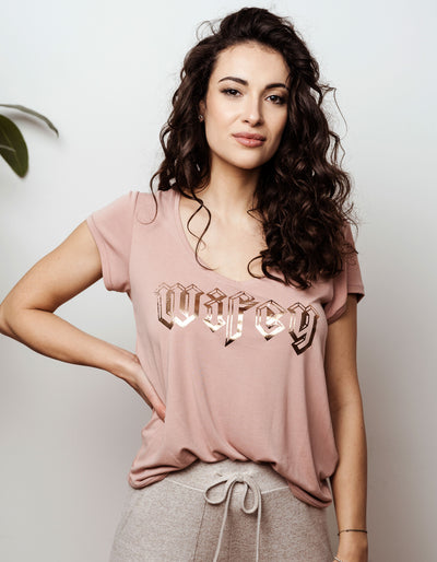 thebowattitude_casual_wear_luxury_home_wear_home-office_looks_outfit_set_oceans_pamela_fabletics_reif_apart_made-in-europe_wifey_wife_shirt_t-shirt_geschenk_braut_jga_hochzeitstag