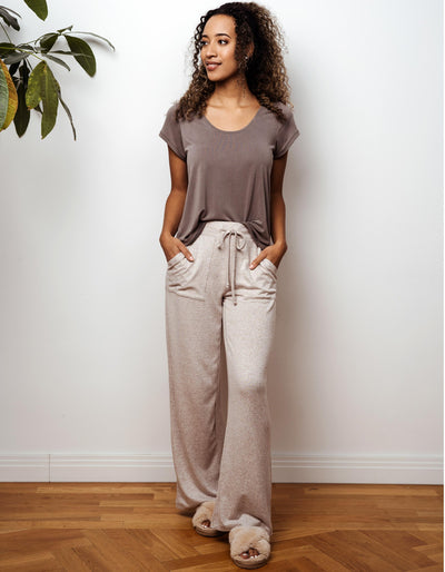 thebowattitude_casual_wear_luxury_home_wear_home-office_looks_outfit_set_oceans_pamela_fabletics_reif_apart_made-in-europe_thebow01-1